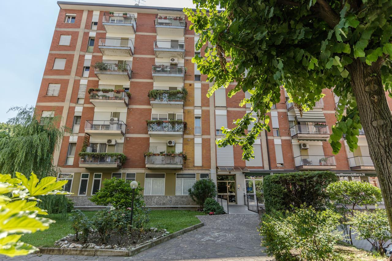 Linate Airport Apartment Milánó Kültér fotó